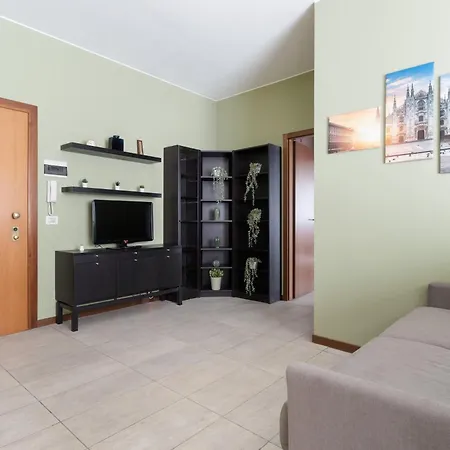 公寓 Guesthost - Porta Romana Balcony Flat 米兰